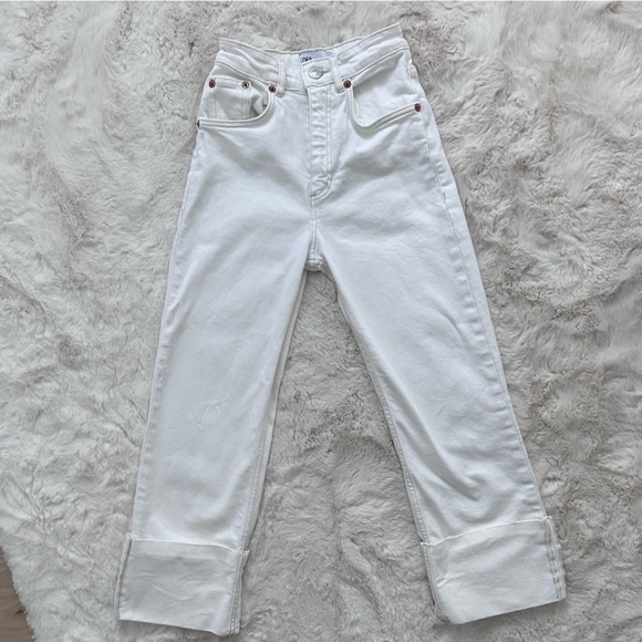 ZARA High Waisted Rolled Up Hem Wide Leg Off White Jeans - Picture 1 of 9